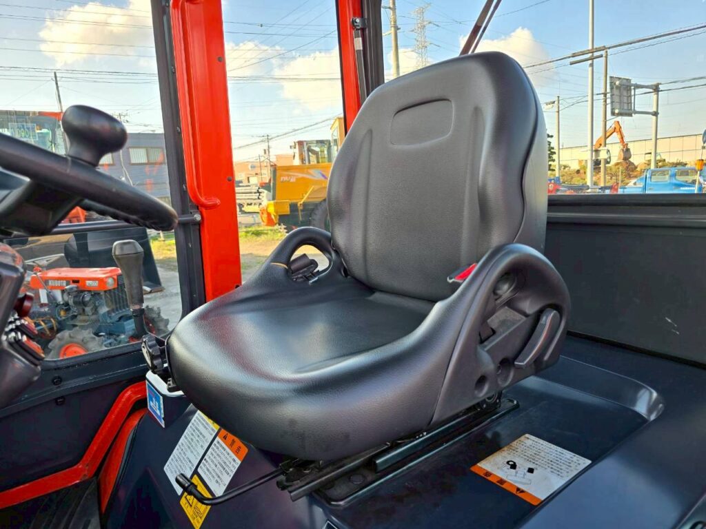 平成25年　クボタ R430Z　バケット幅158cm　0.4立米　使用時間1071時間