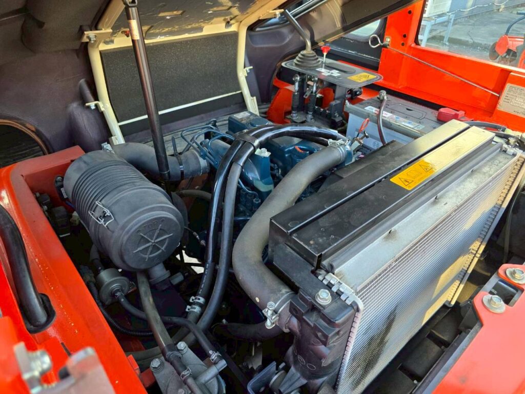 平成25年　クボタ R430Z　バケット幅158cm　0.4立米　使用時間1071時間