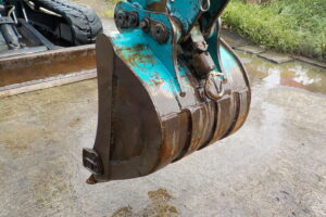 サムネイル: 平成18年　クボタ　バックホー　U-40-3S　★0.14立米★クレーン仕様★