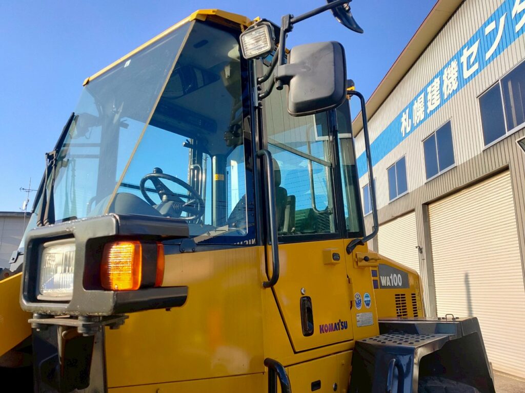 平成24年　コマツ　ホイールローダー　WA100-6