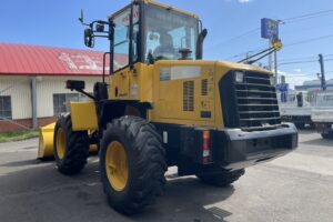 サムネイル: 平成22年　コマツ　WA100-6　1.3㎥　バケット幅233cm　車検2年付