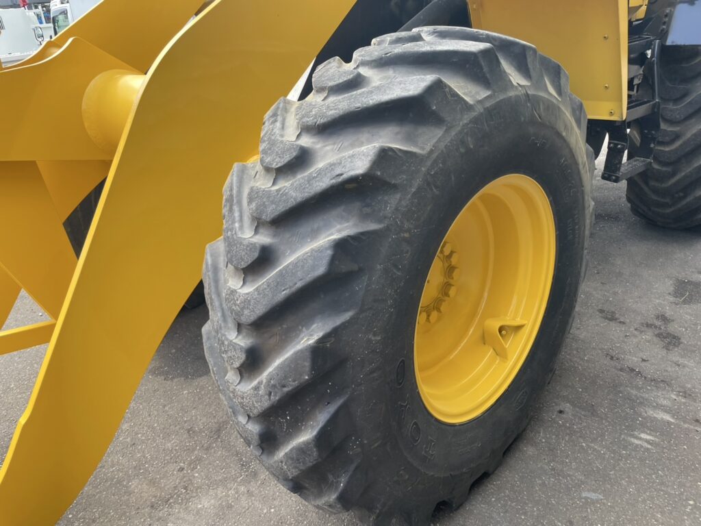 平成22年　コマツ　WA100-6　1.3㎥　バケット幅233cm　車検2年付