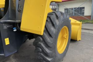 サムネイル: 平成22年　コマツ　WA100-6　1.3㎥　バケット幅233cm　車検2年付