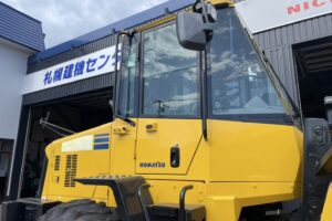 サムネイル: 平成22年　コマツ　WA100-6　1.3㎥　バケット幅233cm　車検2年付