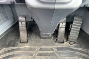 サムネイル: 平成22年　コマツ　WA100-6　1.3㎥　バケット幅233cm　車検2年付