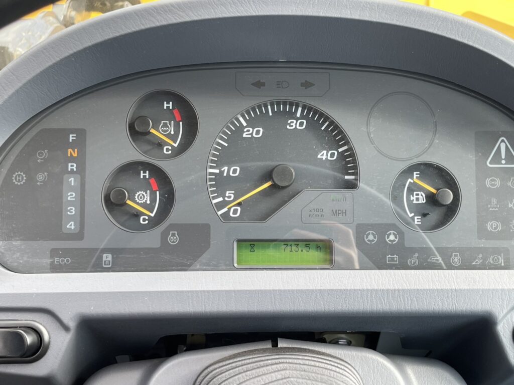 平成22年　コマツ　WA100-6　1.3㎥　バケット幅233cm　車検2年付