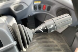 サムネイル: 平成22年　コマツ　WA100-6　1.3㎥　バケット幅233cm　車検2年付