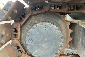 サムネイル: コベルコ　バックホー　SK80UR-6E　0.28㎥　オフセットブーム・クレーン仕様・旋回マルチ・後方超小旋回