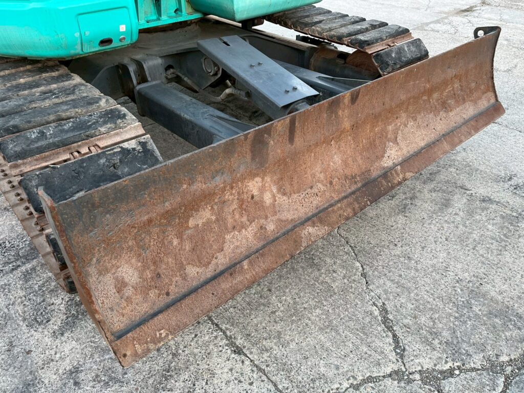 コベルコ　バックホー　SK80UR-6E　0.28㎥　オフセットブーム・クレーン仕様・旋回マルチ・後方超小旋回