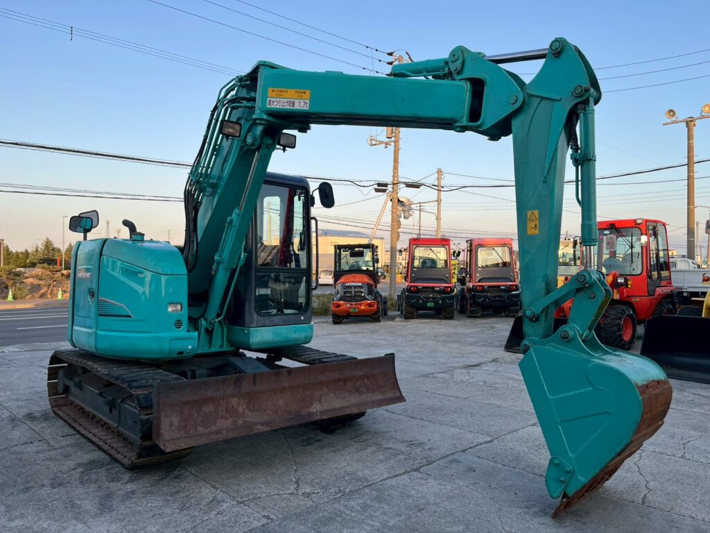 コベルコ　バックホー　SK80UR-6E　0.28㎥　オフセットブーム・クレーン仕様・旋回マルチ・後方超小旋回