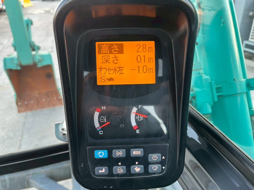 コベルコ　バックホー　SK80UR-6E　0.28㎥　オフセットブーム・クレーン仕様・旋回マルチ・後方超小旋回