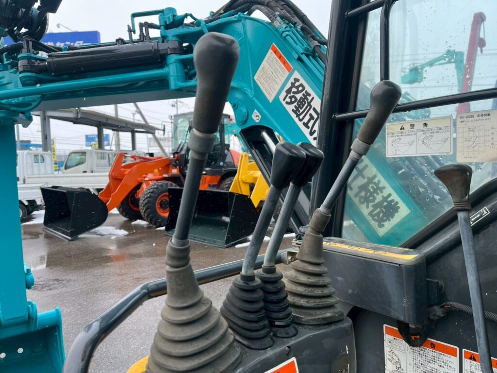 【★北見店★】◆クボタ　RX-203S　クレーン仕様　オフセットブーム　　　　　　　　　　　　　　　　　　　　　　　　札幌・江別・旭川・北見・釧路どこでも全国対応可能です！　　　　　　　　　　　　　　　　　　　　　　　　　　お問い合わせは北見店へ～TEL0157-57-7166～