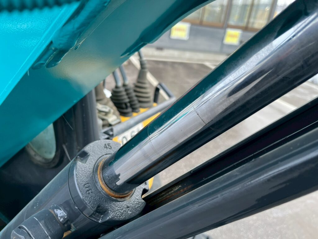 【★北見店★】◆クボタ　RX-203S　クレーン仕様　オフセットブーム　　　　　　　　　　　　　　　　　　　　　　　　札幌・江別・旭川・北見・釧路どこでも全国対応可能です！　　　　　　　　　　　　　　　　　　　　　　　　　　お問い合わせは北見店へ～TEL0157-57-7166～