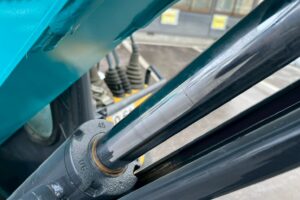 サムネイル: 【★北見店★】◆クボタ　RX-203S　クレーン仕様　オフセットブーム　　　　　　　　　　　　　　　　　　　　　　　　札幌・江別・旭川・北見・釧路どこでも全国対応可能です！　　　　　　　　　　　　　　　　　　　　　　　　　　お問い合わせは北見店へ～TEL0157-57-7166～