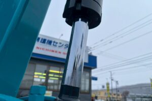 サムネイル: 【★北見店★】◆クボタ　RX-203S　クレーン仕様　オフセットブーム　　　　　　　　　　　　　　　　　　　　　　　　札幌・江別・旭川・北見・釧路どこでも全国対応可能です！　　　　　　　　　　　　　　　　　　　　　　　　　　お問い合わせは北見店へ～TEL0157-57-7166～