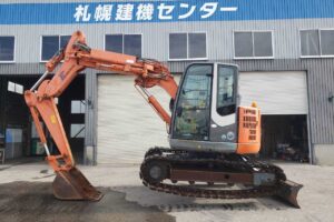 サムネイル: 平成年26年　日立　油圧ショベル　ZX75UR-3