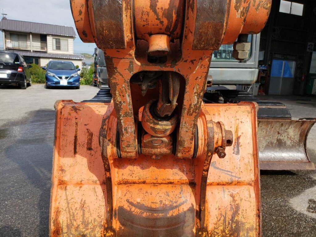 平成年26年　日立　油圧ショベル　ZX75UR-3