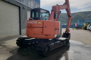 サムネイル: 平成年26年　日立　油圧ショベル　ZX75UR-3