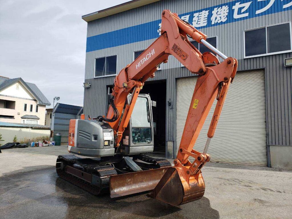 平成年26年　日立　油圧ショベル　ZX75UR-3