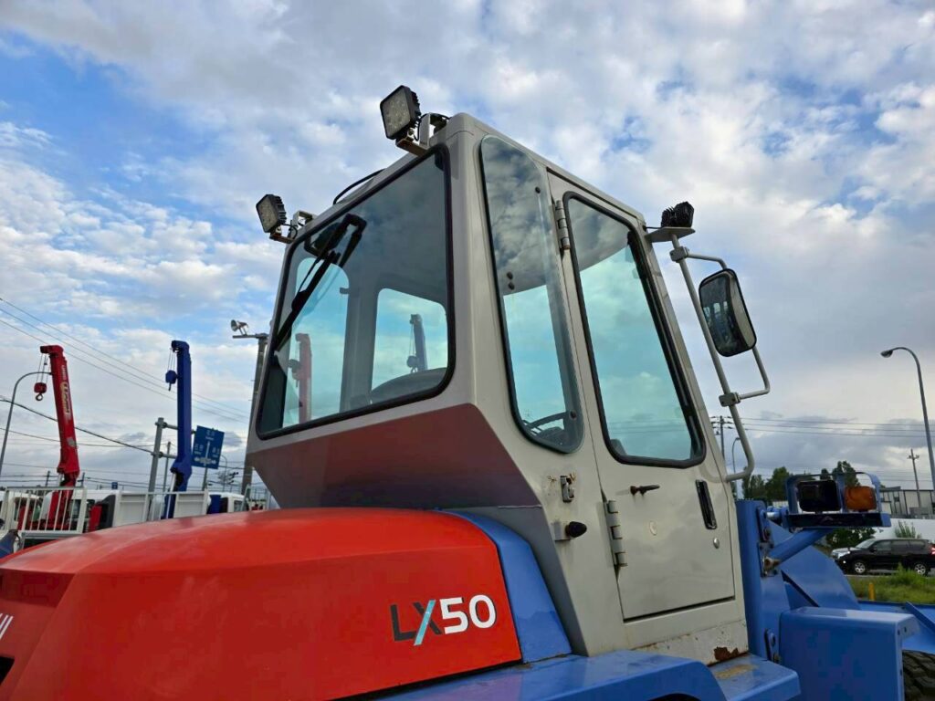 日立 ホイールローダー LX50-7