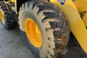 サムネイル: 平成29年 コマツWA100-7Y 1.3㎥ ワンタッチ式 スノウプラウ 検令和9年9月
