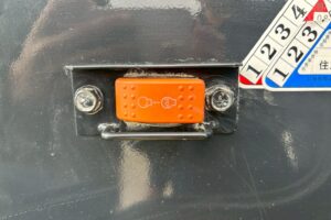 サムネイル: 平成28年 ヤンマー V3-7 0.4立米 使用時間710時間