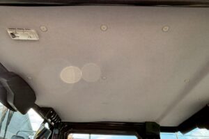 サムネイル: 平成28年 ヤンマー V3-7 0.4立米 使用時間710時間