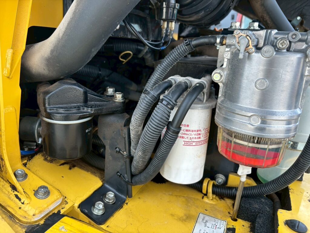 平成28年 ヤンマー V3-7 0.4立米 使用時間710時間