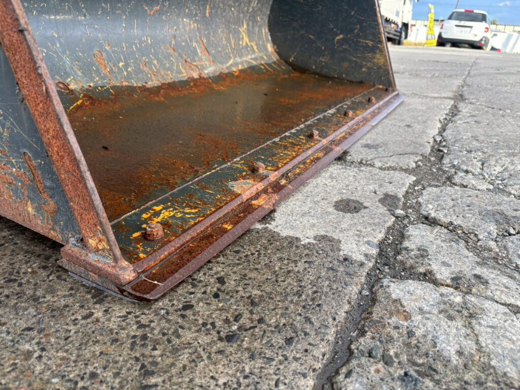 平成28年 ヤンマー V3-7 0.4立米 使用時間710時間