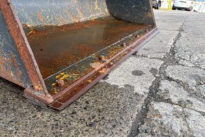 サムネイル: 平成28年 ヤンマー V3-7 0.4立米 使用時間710時間