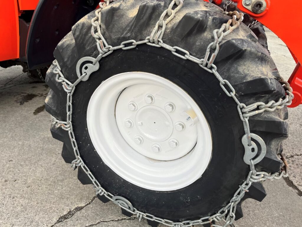 平成26年　クボタ　R430Z　0.4㎥　チェーン付・盗難防止装置装機・塗装済・使用時間617時間！