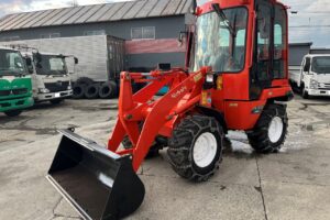平成26年 クボタ R430Z 0.4㎥ チェーン付・盗難防止装置装機・塗装済・使用時間617時間!