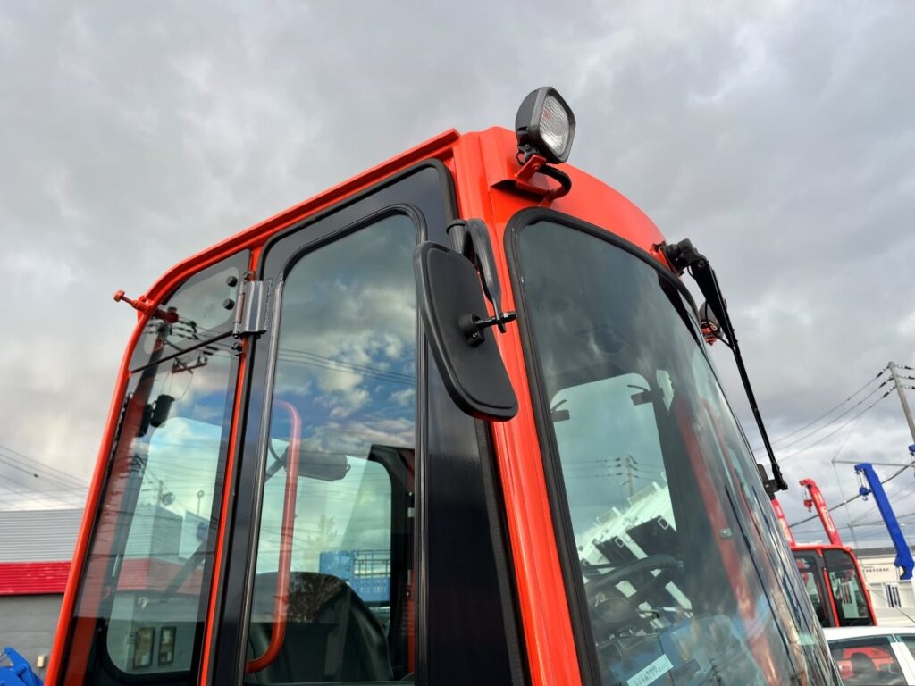 平成26年　クボタ　R430Z　0.4㎥　チェーン付・盗難防止装置装機・塗装済・使用時間617時間！