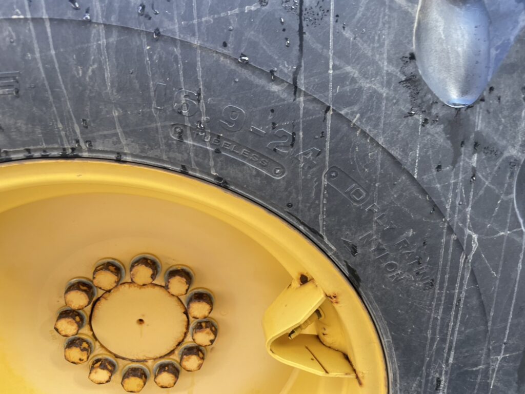 平成26年　コマツWA100-6Y　1.3㎥　ワンタッチ　車検令和9年4月