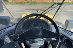 サムネイル: 平成26年　コマツWA100-6Y　1.3㎥　ワンタッチ　車検令和9年4月