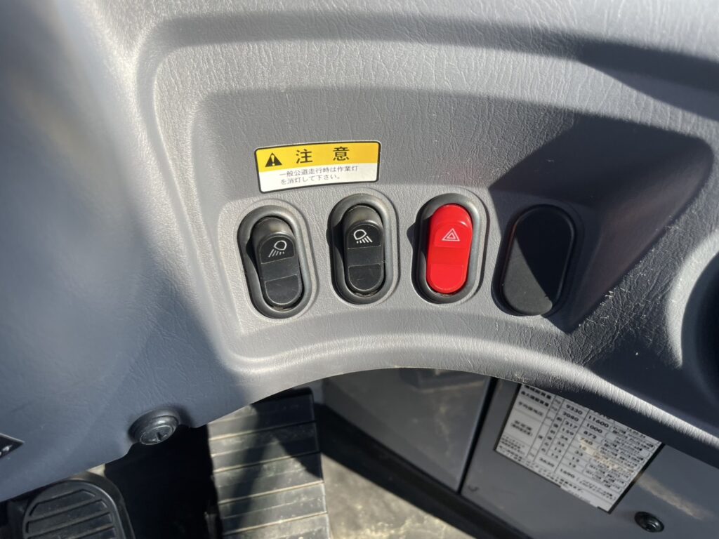 平成26年　コマツWA100-6Y　1.3㎥　ワンタッチ　車検令和9年4月