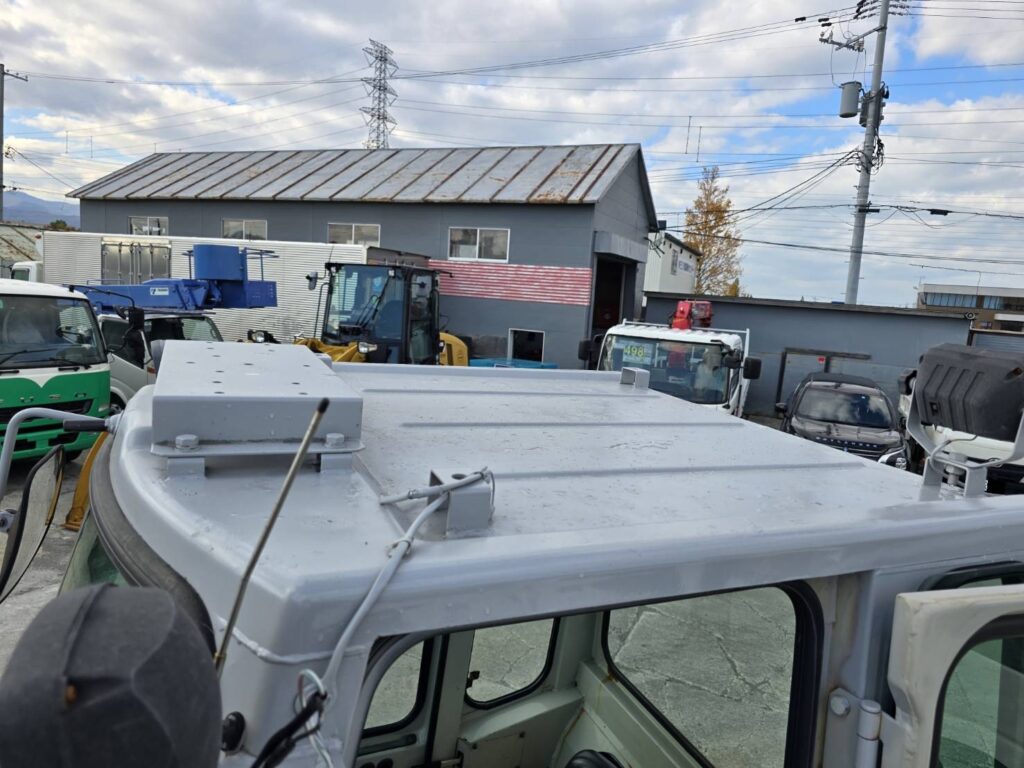 平成14年　ＴＣＭ　Ｌ４-２　タイヤチェーン付　0.4㎥