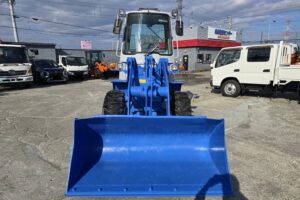 サムネイル: 平成14年　ＴＣＭ　Ｌ４-２　タイヤチェーン付　0.4㎥