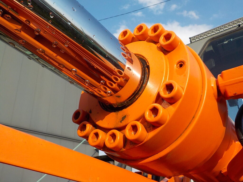 平成25年　日立　ホイールローダー　ZW140　★スノウプラウ★ノーマルバケット付★Wキャビン★エアコン★