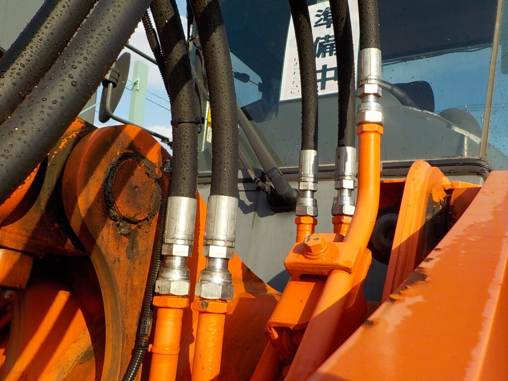 平成25年　日立　ホイールローダー　ZW140　★スノウプラウ★ノーマルバケット付★Wキャビン★エアコン★