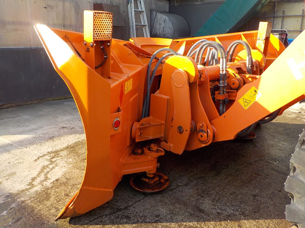 平成25年　日立　ホイールローダー　ZW140　★スノウプラウ★ノーマルバケット付★Wキャビン★エアコン★