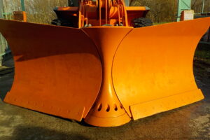 サムネイル: 平成25年　日立　ホイールローダー　ZW140　★スノウプラウ★ノーマルバケット付★Wキャビン★エアコン★