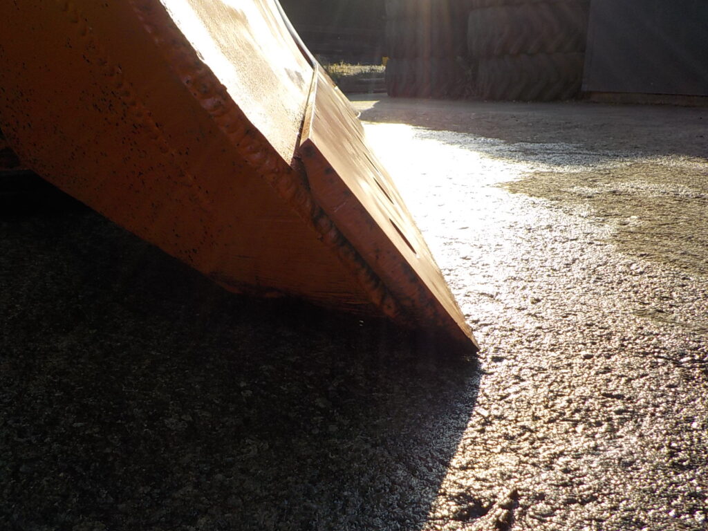 平成25年　日立　ホイールローダー　ZW140　★スノウプラウ★ノーマルバケット付★Wキャビン★エアコン★