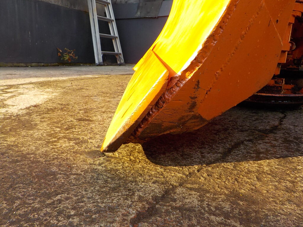 平成25年　日立　ホイールローダー　ZW140　★スノウプラウ★ノーマルバケット付★Wキャビン★エアコン★