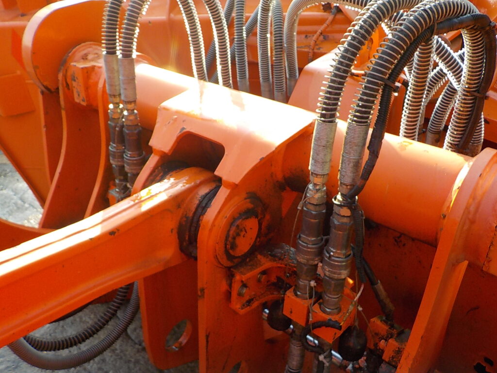 平成25年　日立　ホイールローダー　ZW140　★スノウプラウ★ノーマルバケット付★Wキャビン★エアコン★