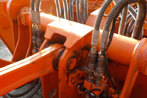 サムネイル: 平成25年　日立　ホイールローダー　ZW140　★スノウプラウ★ノーマルバケット付★Wキャビン★エアコン★