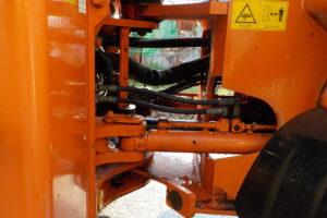 サムネイル: 平成25年　日立　ホイールローダー　ZW140　★スノウプラウ★ノーマルバケット付★Wキャビン★エアコン★