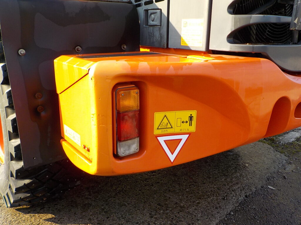 平成25年　日立　ホイールローダー　ZW140　★スノウプラウ★ノーマルバケット付★Wキャビン★エアコン★