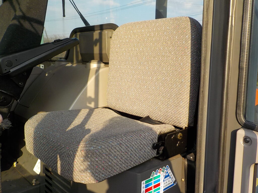 平成25年　日立　ホイールローダー　ZW140　★スノウプラウ★ノーマルバケット付★Wキャビン★エアコン★