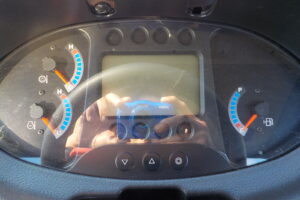 サムネイル: 平成25年　日立　ホイールローダー　ZW140　★スノウプラウ★ノーマルバケット付★Wキャビン★エアコン★